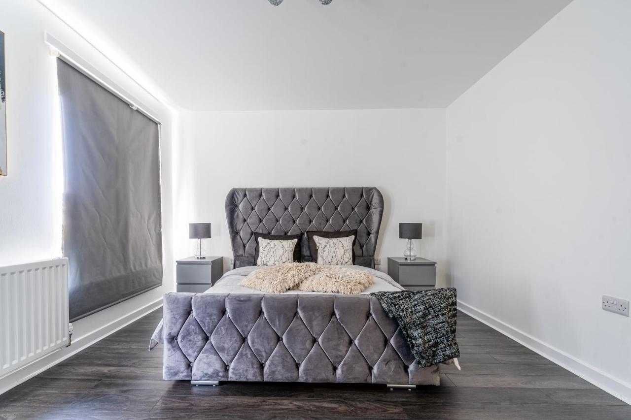 Spacious 3 Bedroom House In Glasgow City With Private Parking & Garden 外观 照片